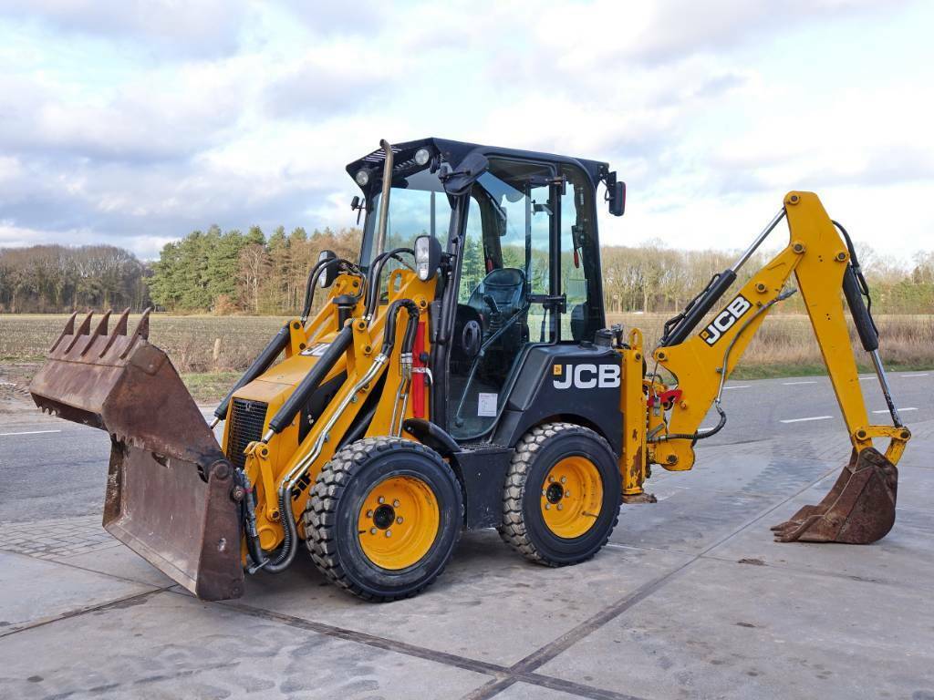 JCB HTD5